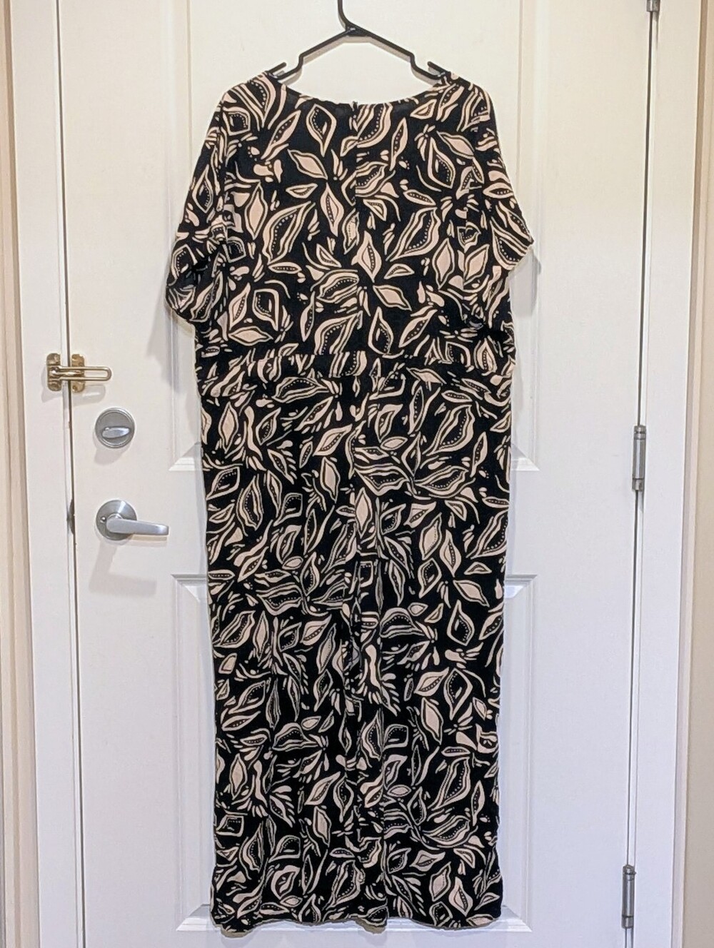 EUC Ever Me 16 Black and Tan Viscose Blend Leaf Print Drawstring Waist Jumpsuit - Picture 6 of 8
